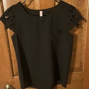 Xhilaration black dress blouse with pocket